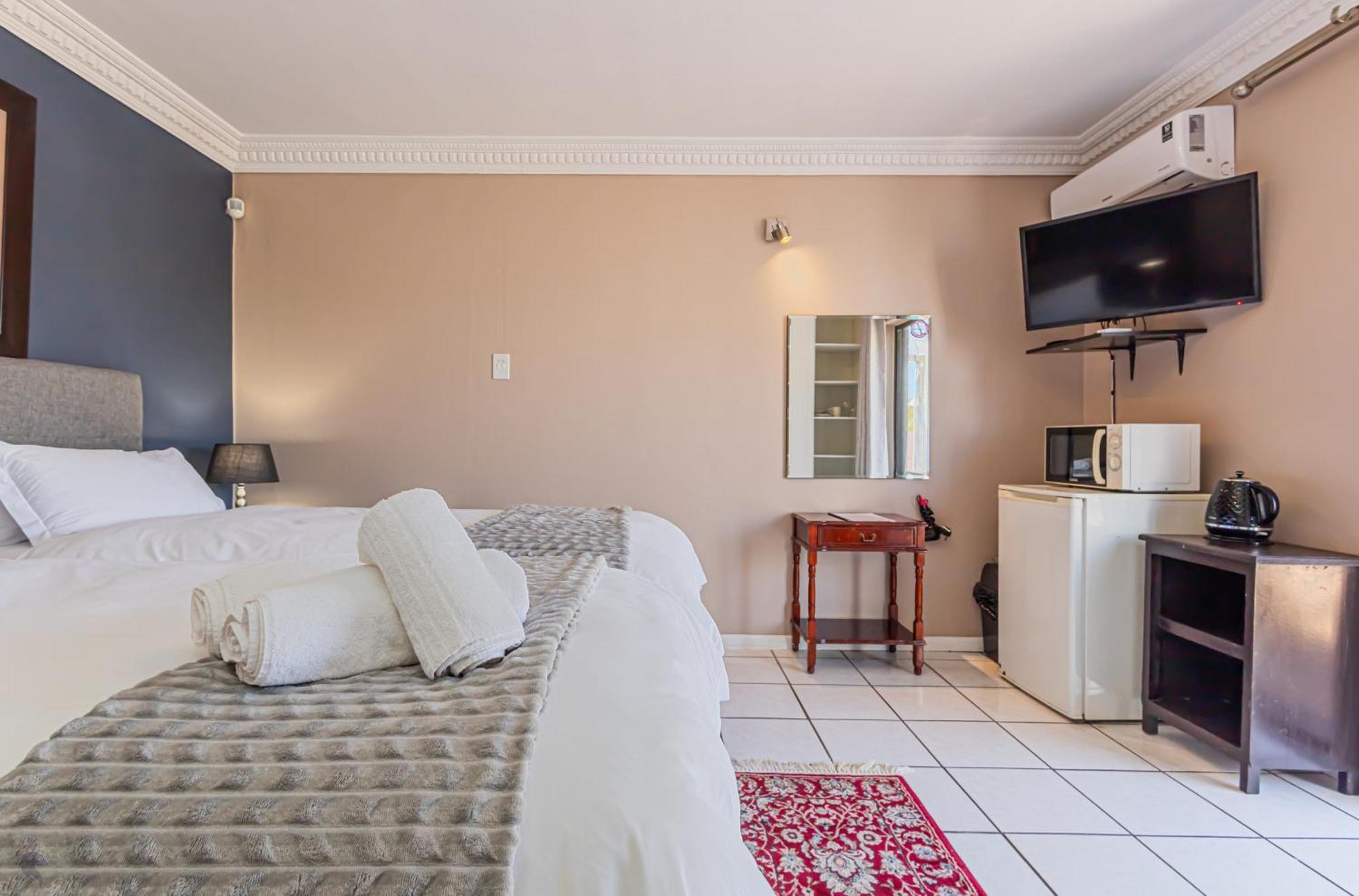 Holiday Guest House Langebaan Exterior foto
